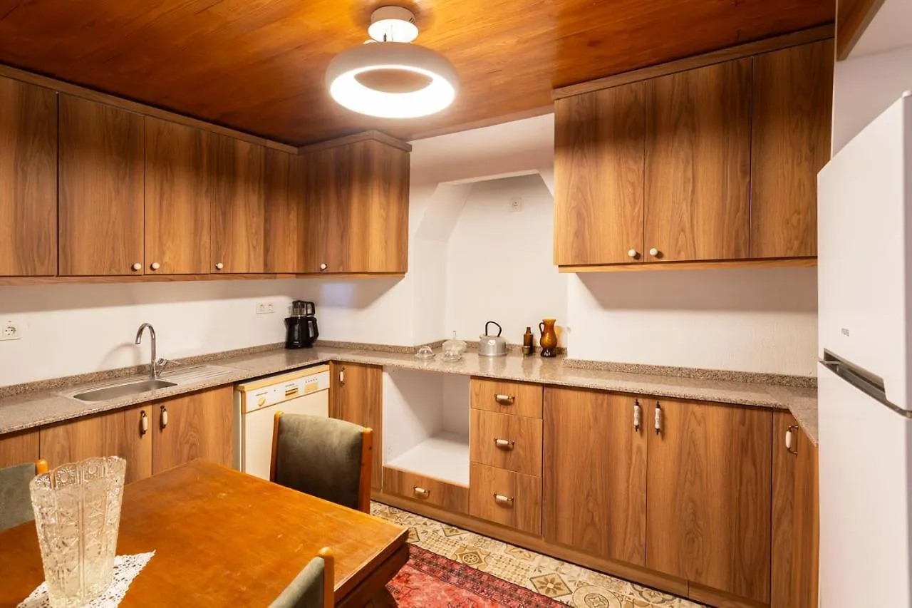 Zeytinli Tas Ev Villa İzmir